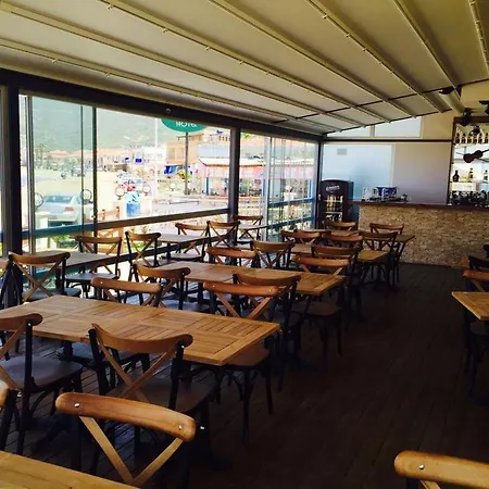 לינה וארוחת בוקר Nemrut Bay Yenifoca