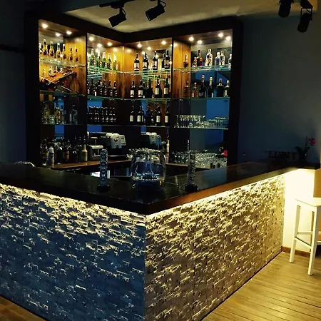 Nemrut Bay Oda ve Kahvaltı 3*